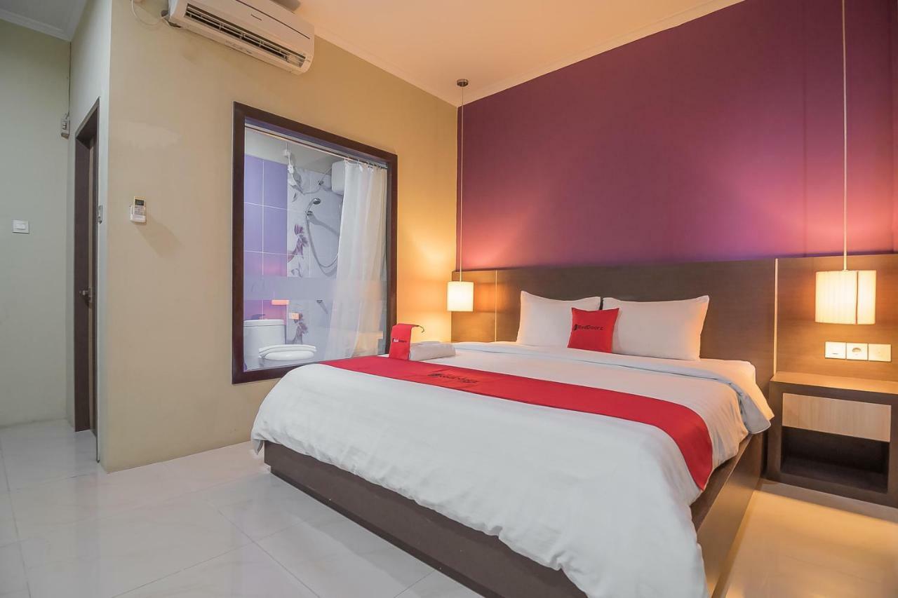 Reddoorz Plus @ Tanjung Pandan Belitung 2 Exteriér fotografie