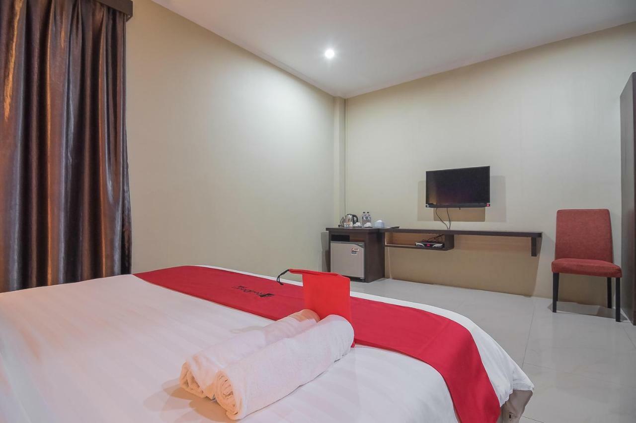 Reddoorz Plus @ Tanjung Pandan Belitung 2 Exteriér fotografie