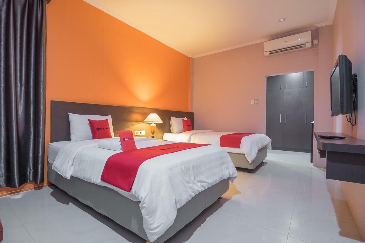 Reddoorz Plus @ Tanjung Pandan Belitung 2 Exteriér fotografie